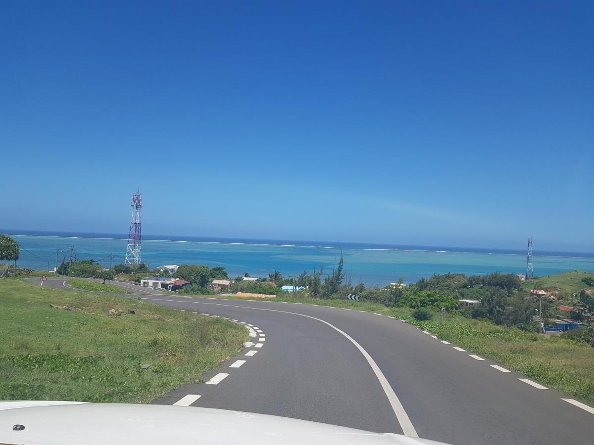Вилла Chez Tonio Magic Ocean View Port South East Экстерьер фото
