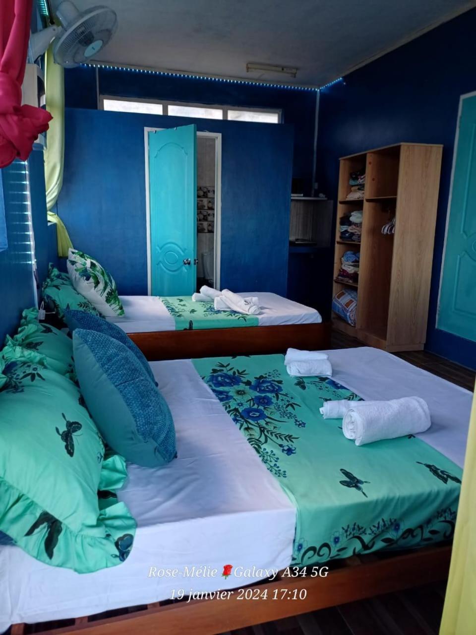 Вилла Chez Tonio Magic Ocean View Port South East Экстерьер фото